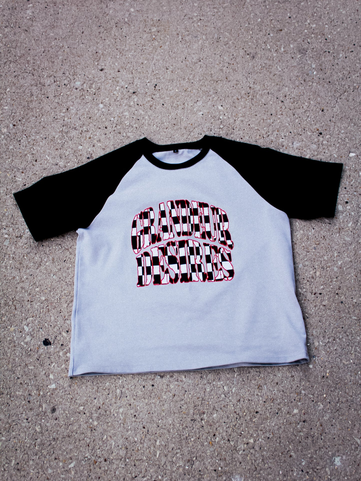 Illusion T-Shirt